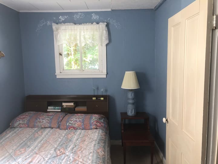 Втор брачен кревет (BR) со брачен кревет (широк