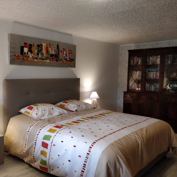 ห้องพักกว้างขวางพร้อมเตียง 160 ที่สะดวกสบาย