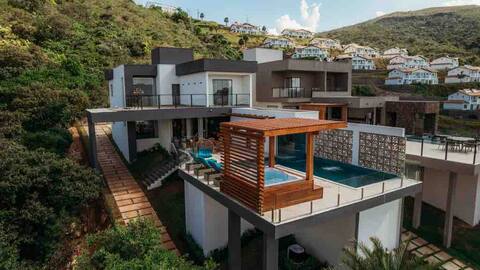 New House Very High Standard in Lake Escarpments