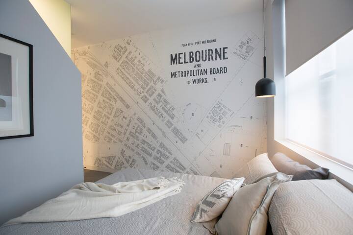 The Block -Spacious and Luxurious 4 bed Apartment gallery image 3