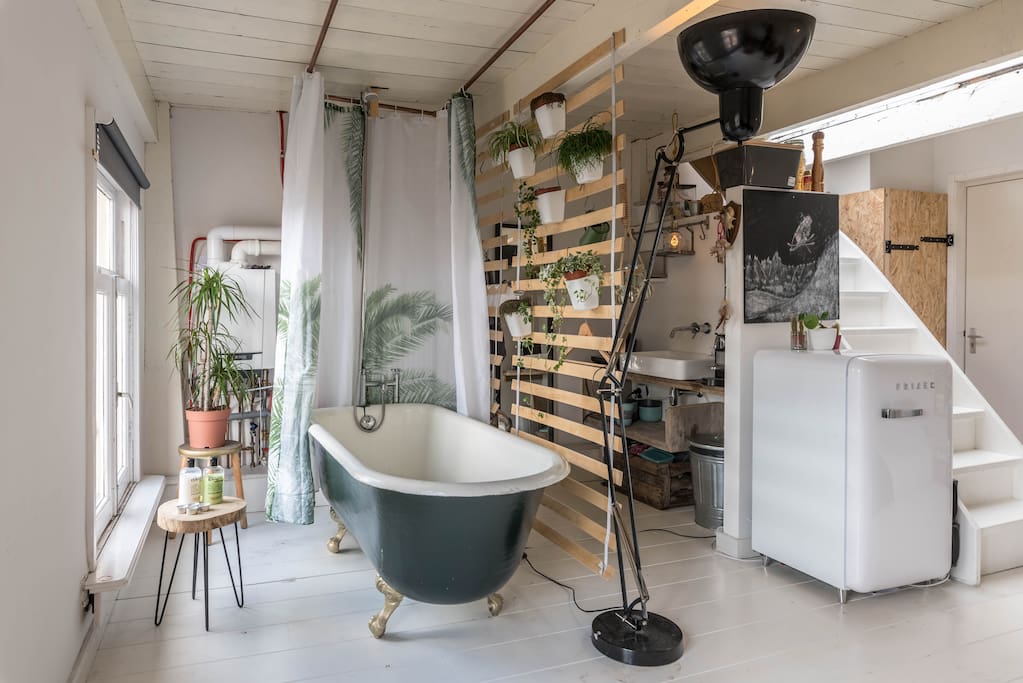 Bath/Shower