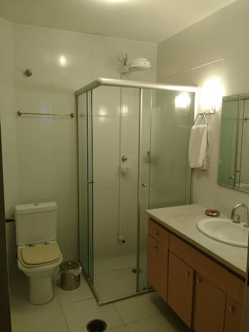 1° Banheiro compartilhado