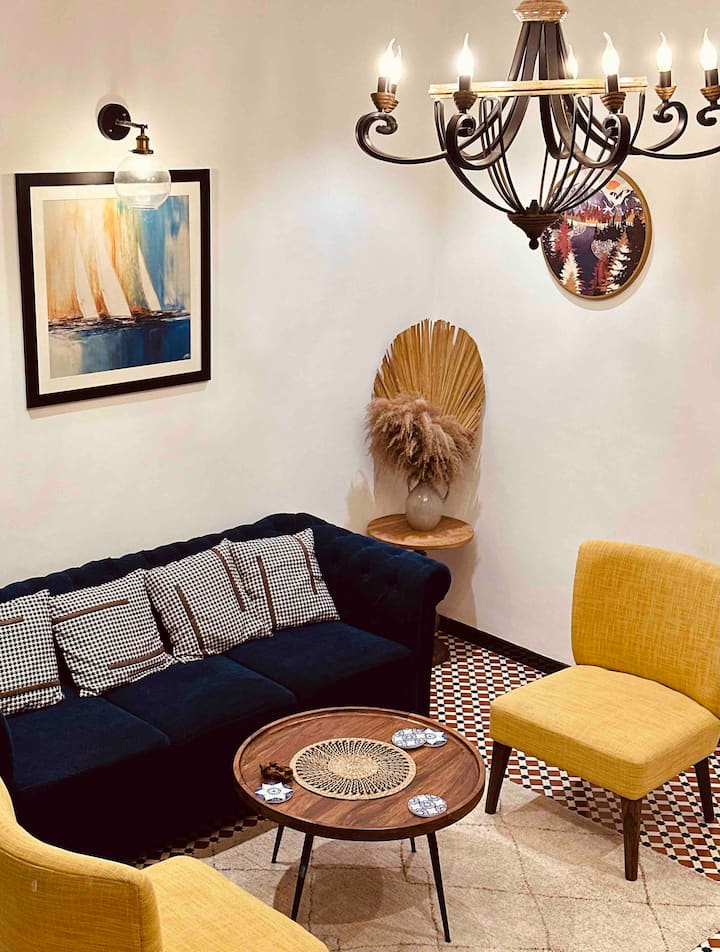 Living room image 9