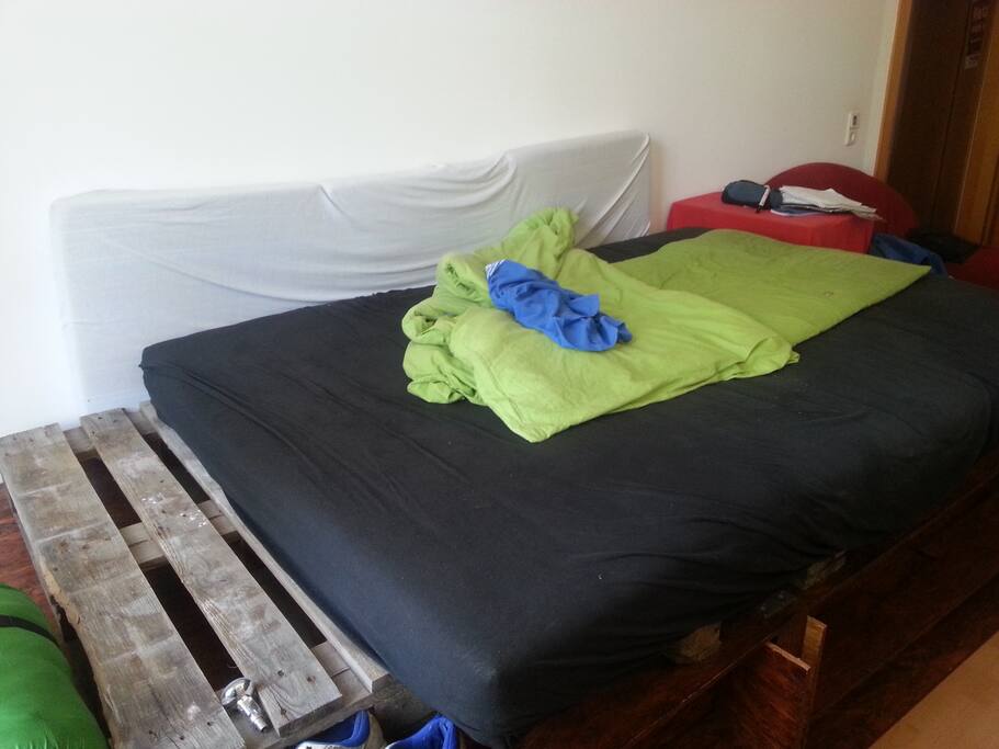 Das selbsgebaute Bett
