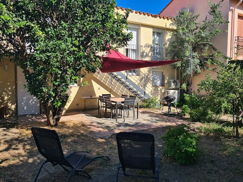 Successful Airbnb property: Charming T3 flat in Banyuls 5 min to beach and restaurants in Banyuls Sur Mer