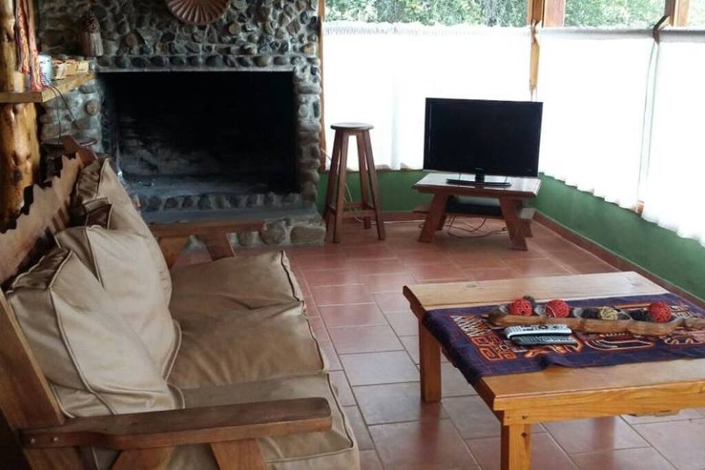 Living con vista al lago