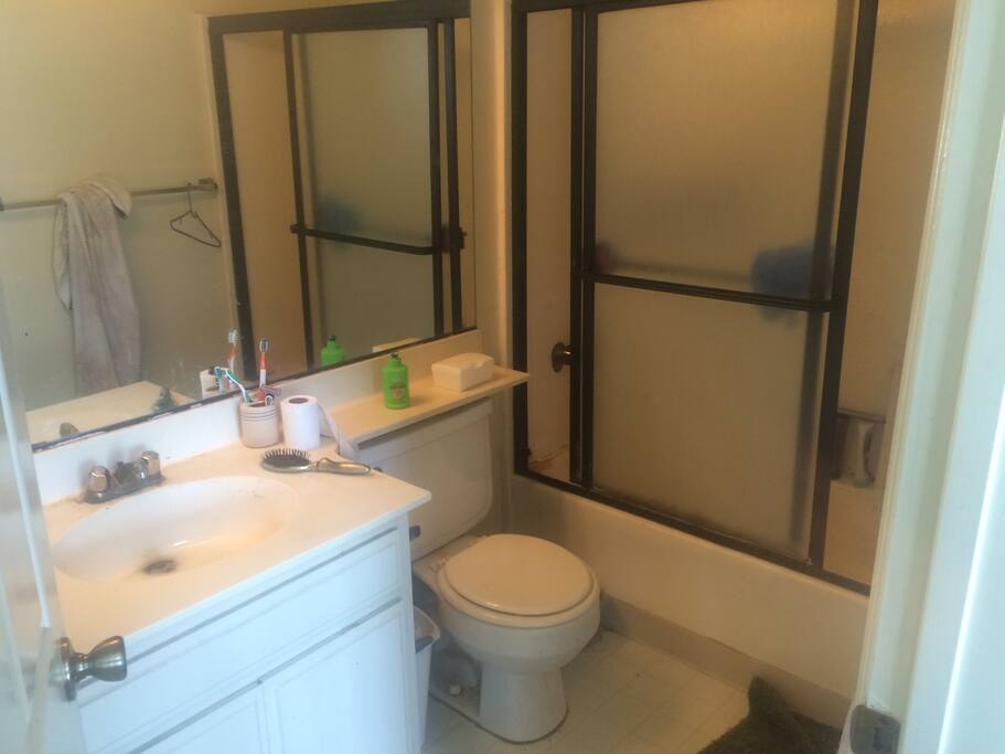 full bathroom.