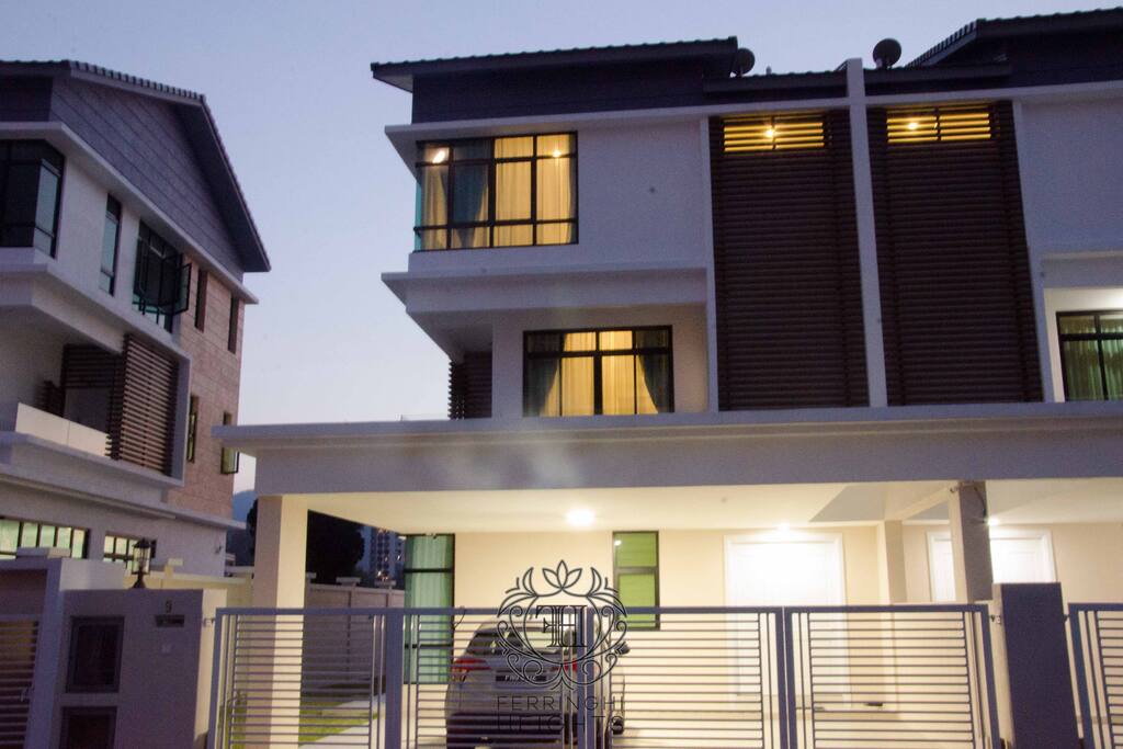 Front View - Secured covered car park in front porch for 3 cars within the house compound