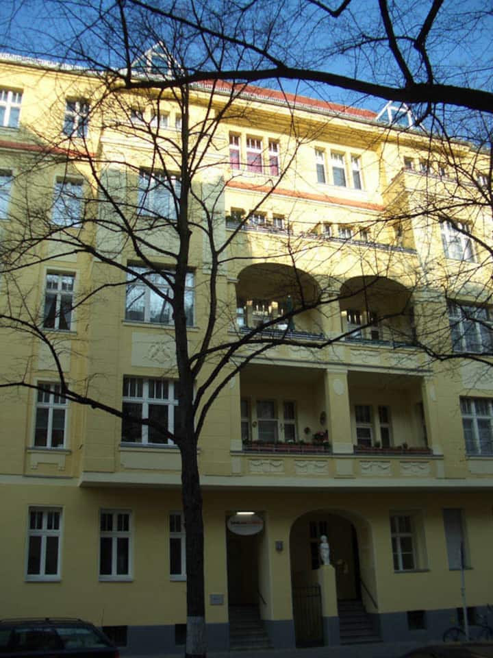 Ruhige Möbl. 2 Zihh Gartenwohnung Kudammnähe, 70m2 - Berlin