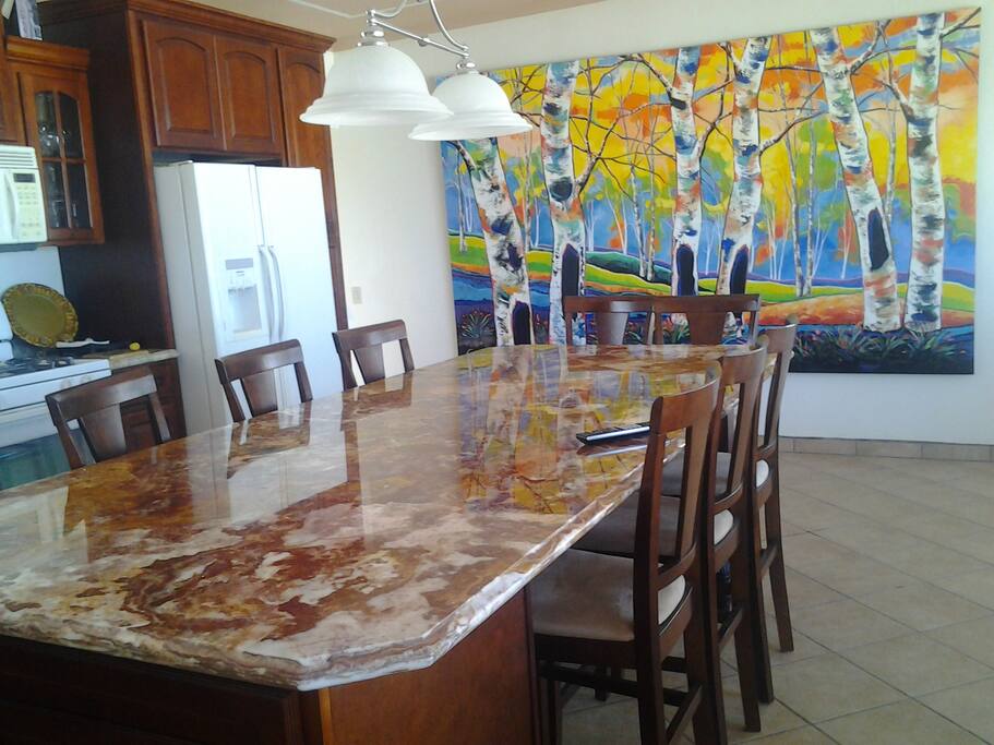 dinning area for ten people