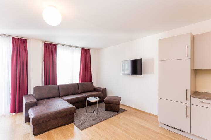 Tabor Score with balcony gallery image 2