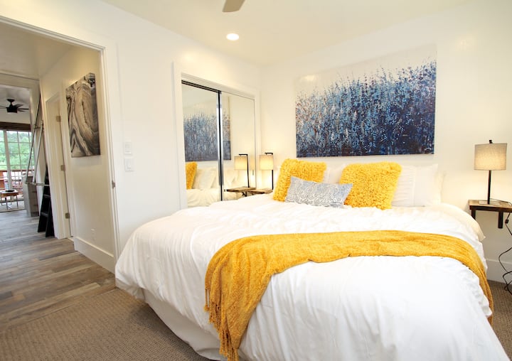 KIng Bed in Your Tiny House