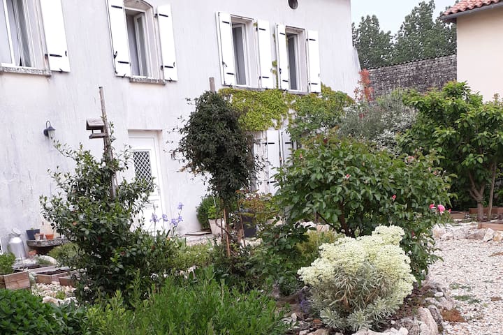 Airbnb Rouillac Vacation Rentals Places To Stay Nouvelle