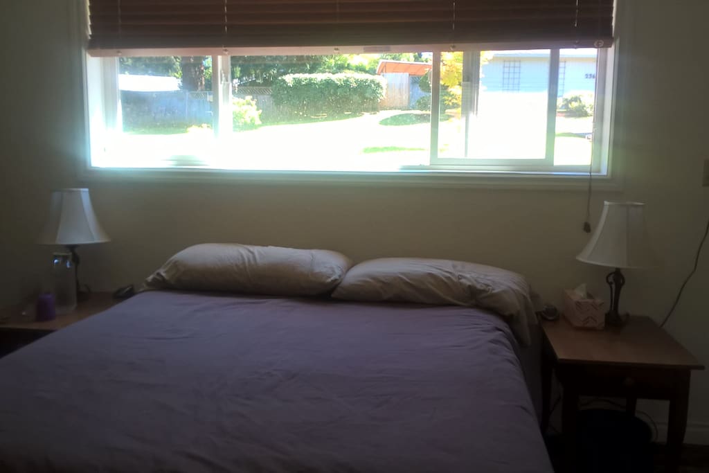 Queen Bed