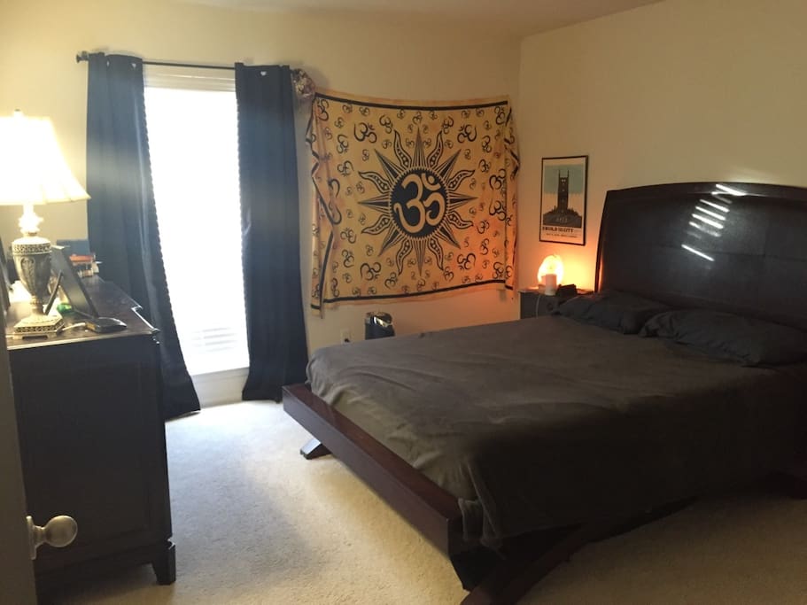 Play a singing bowl symphony before you fall asleep on this comfy queen sized tempur pedic bed.