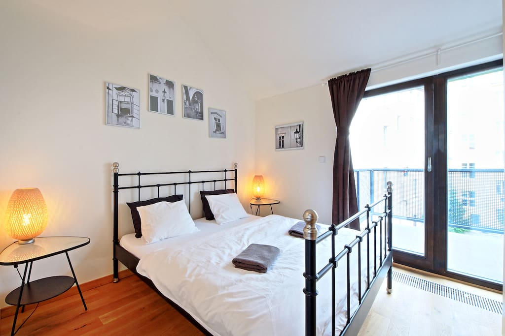 2nd bedroom with double bed