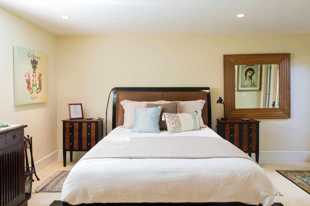 Queen size bed, delicately furnished room to give you an open, spacious feeling.