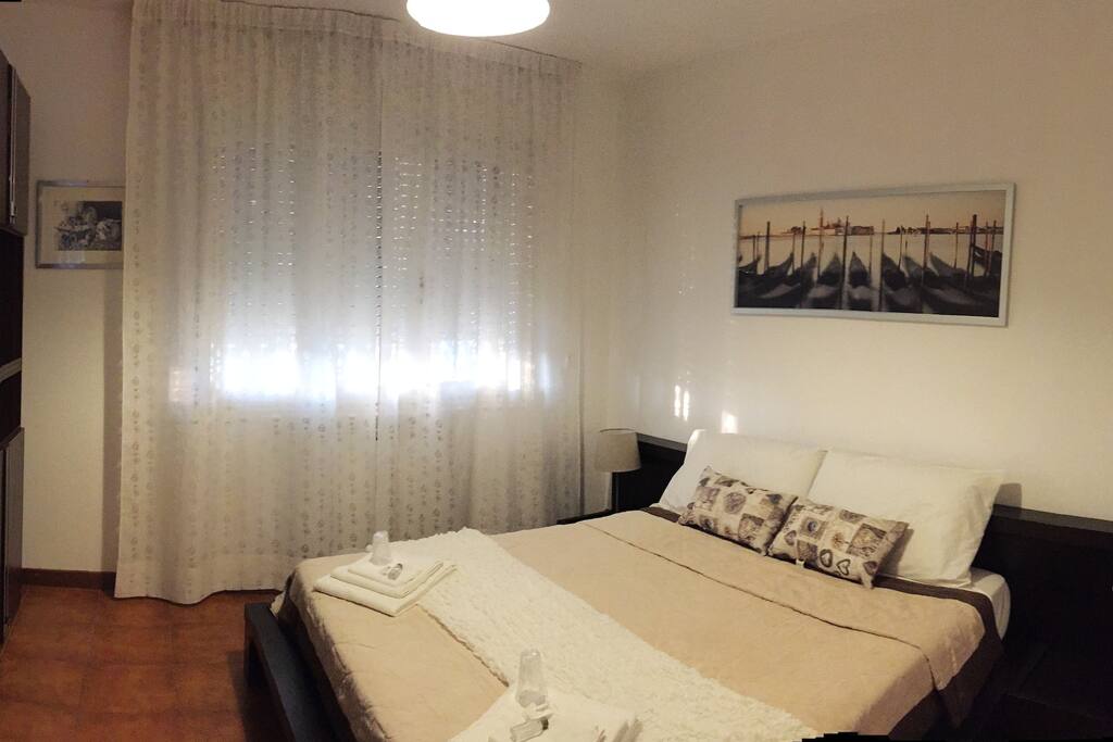 1 DOUBLE ROOM