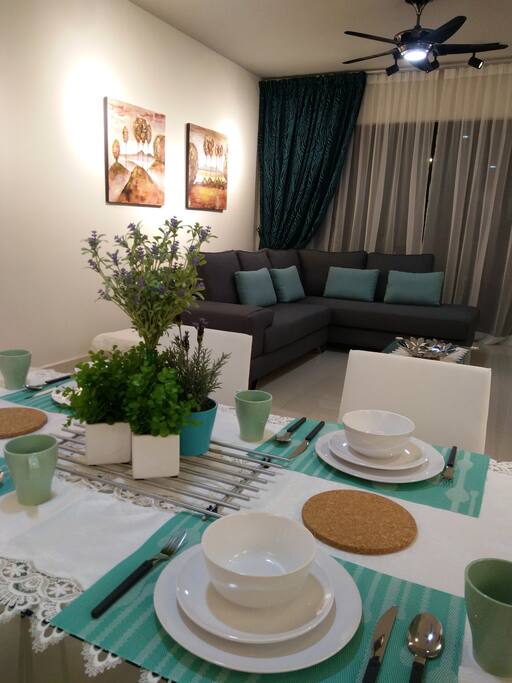 Kitchenware Provided