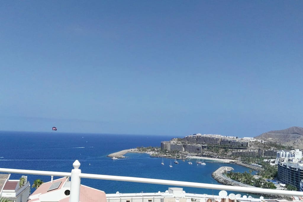 Acuatic sports and beautiful view