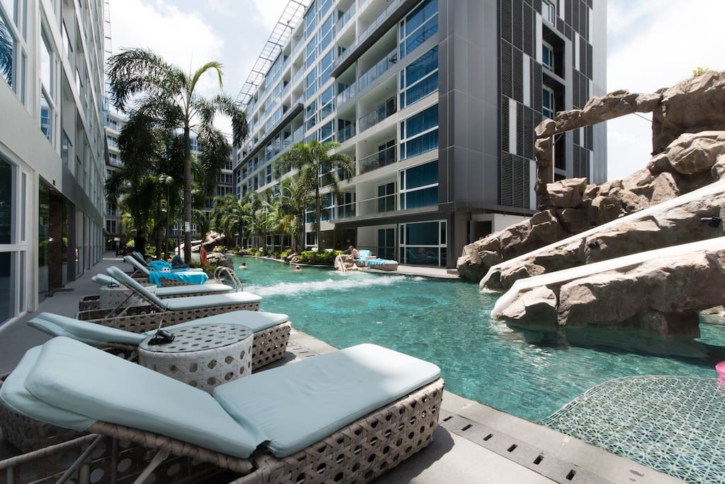 A big swimming-pool, with serving of both drinks and food.