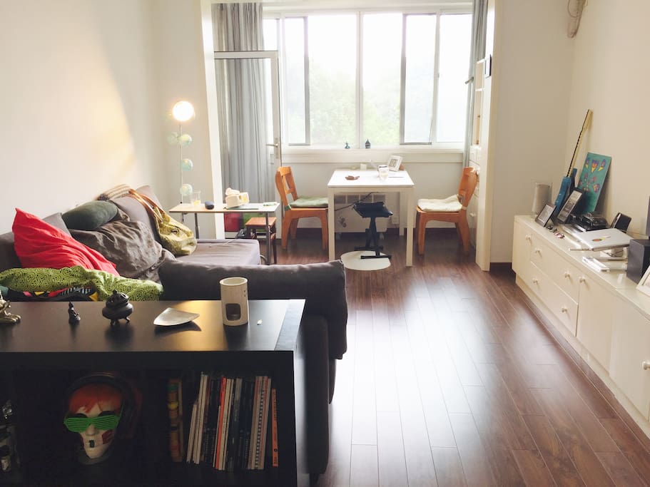 Chill area with garden view