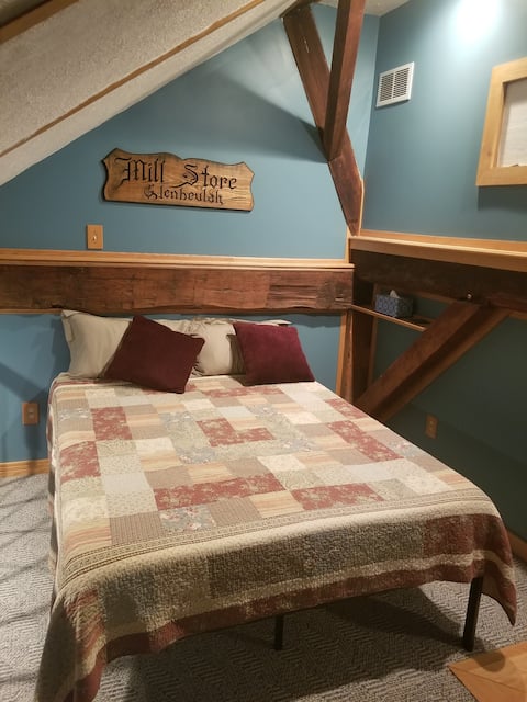 Rooms at the Mill - Dillingham Suite
