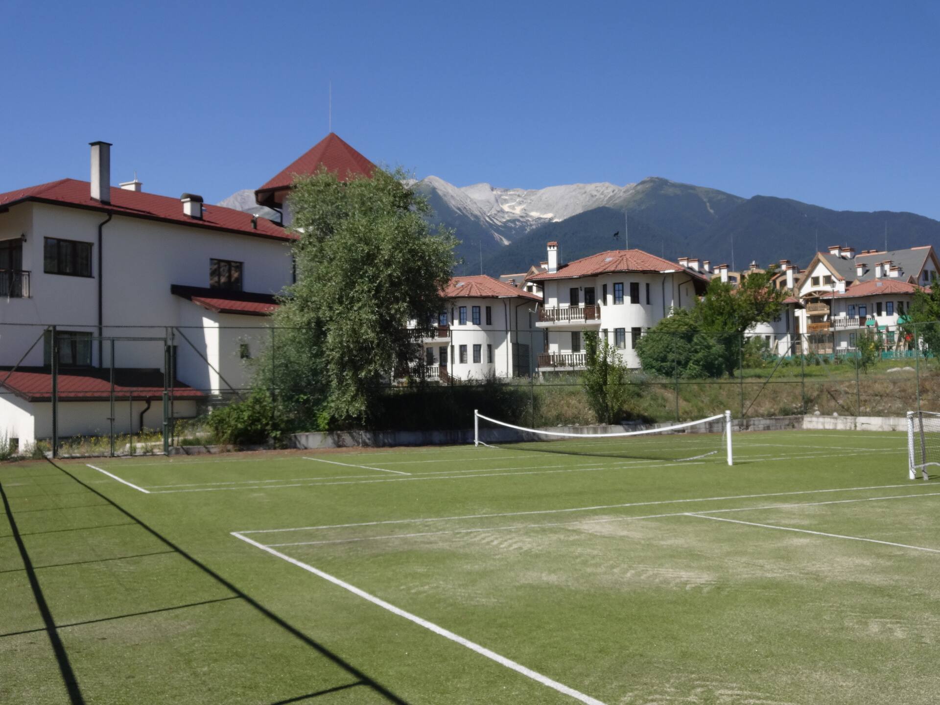 Pinerose Resort