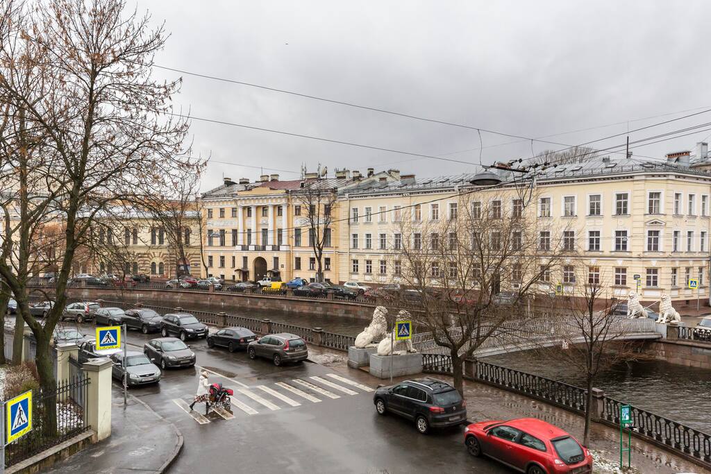 View on the Lions Bridge and Griboyedova canal