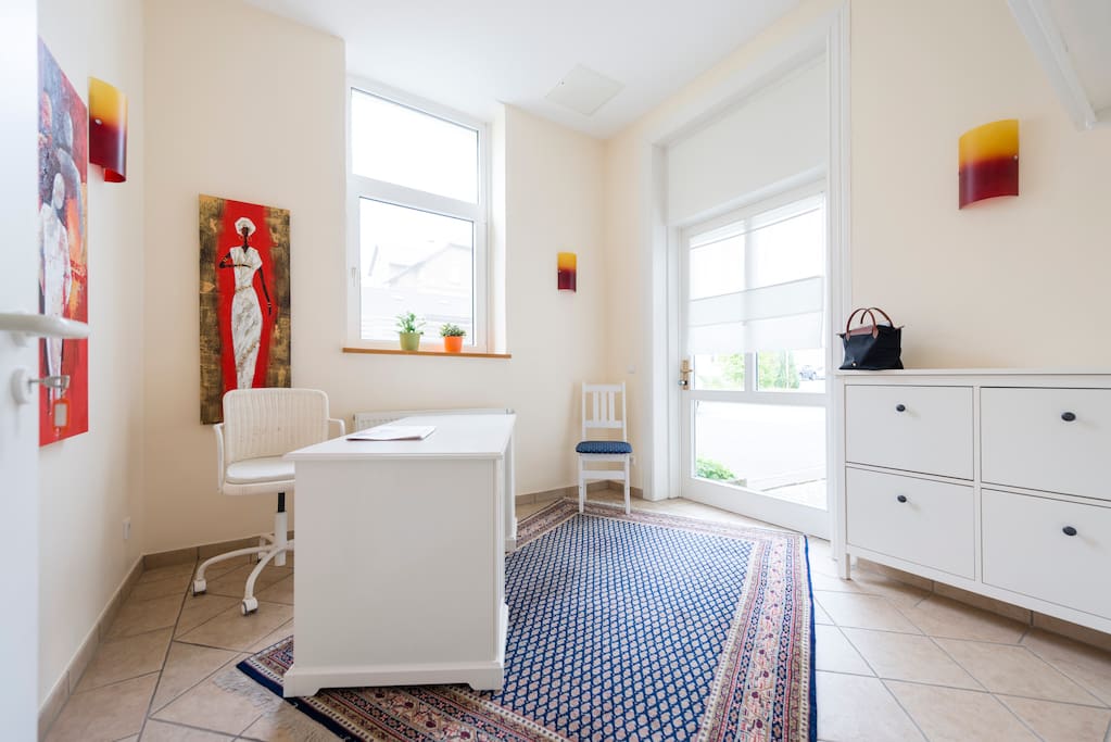 Büro/Eingang
