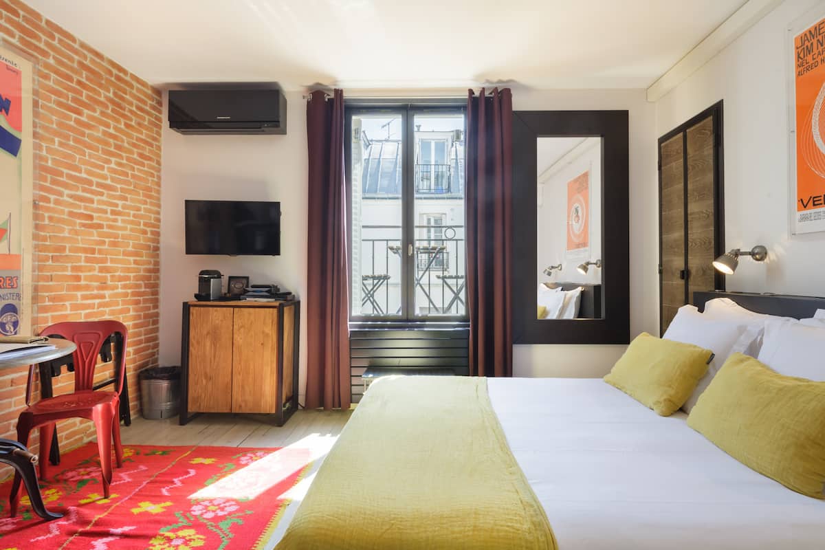 Paris Vacation Rentals Home and Apartment Rentals Airbnb