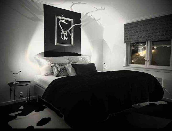 Chambre 1 
Lit double, lit queen
