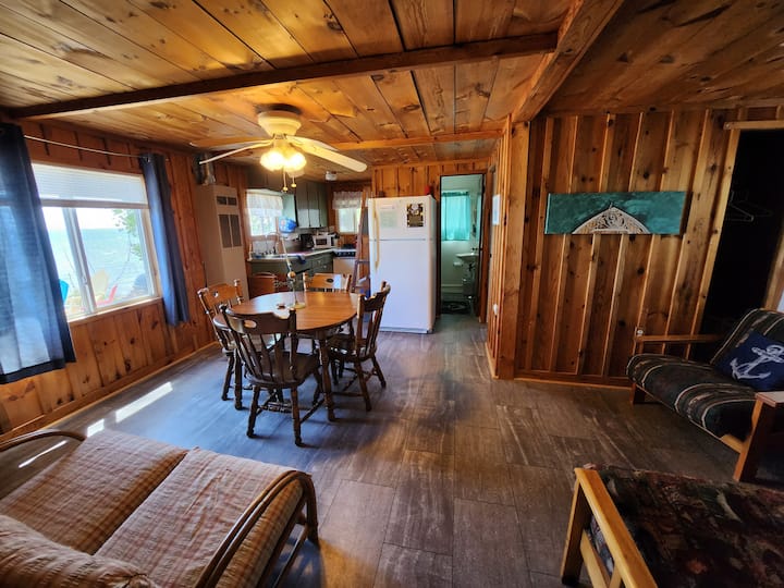 Surfside Cottage on Lake Huron Cottages for Rent in Oscoda, Michigan