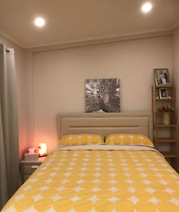 Cozy Double Bedroom with Separate Entrance