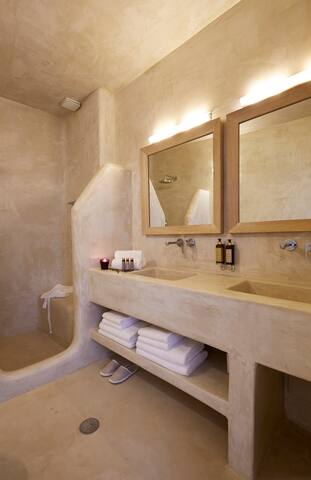 ANTELMI HOUSES MESARIA gallery image 5