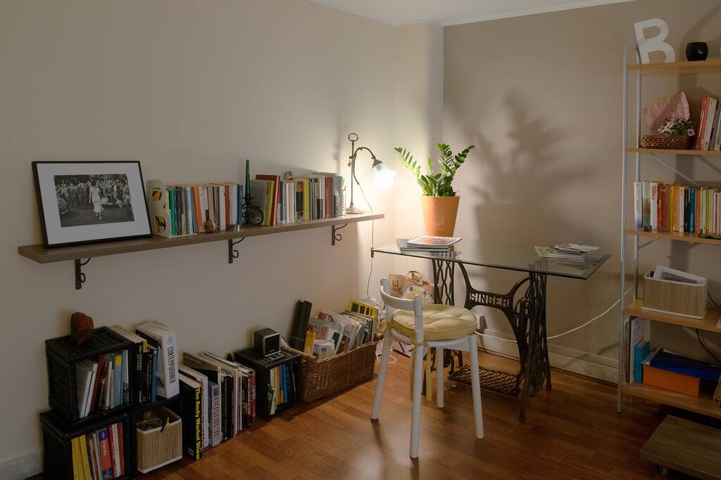 room desk