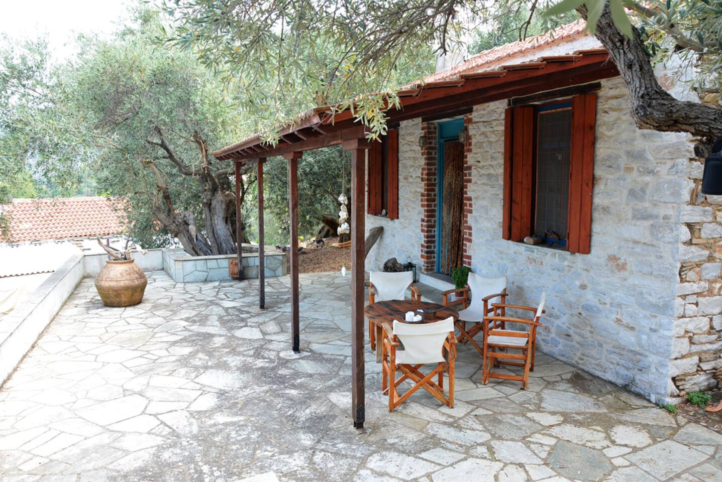 Top 20 mavri petra vacation rentals, vacation homes & condo ...