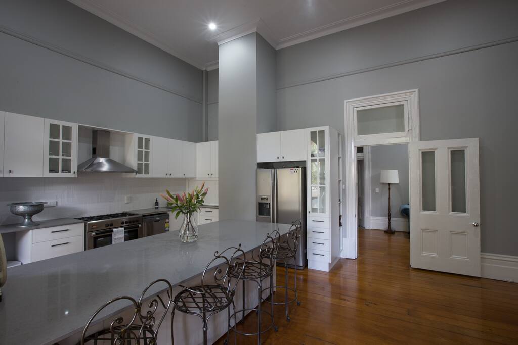 Kitchen/Dining