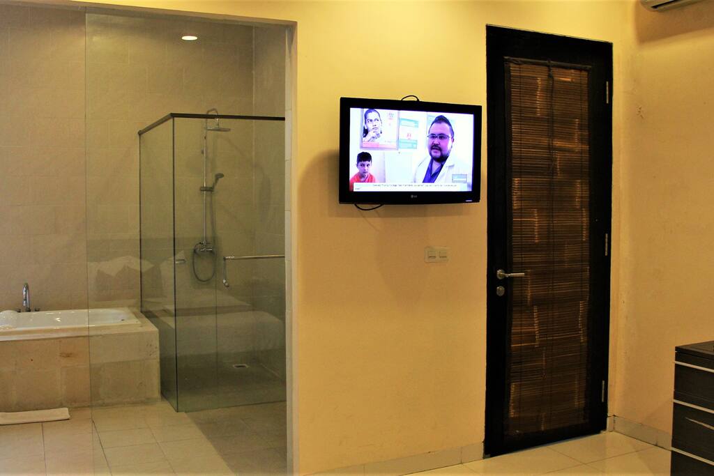 shower and bathup