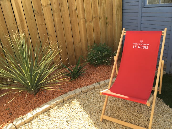 Break & Charm 100 meters from the beach