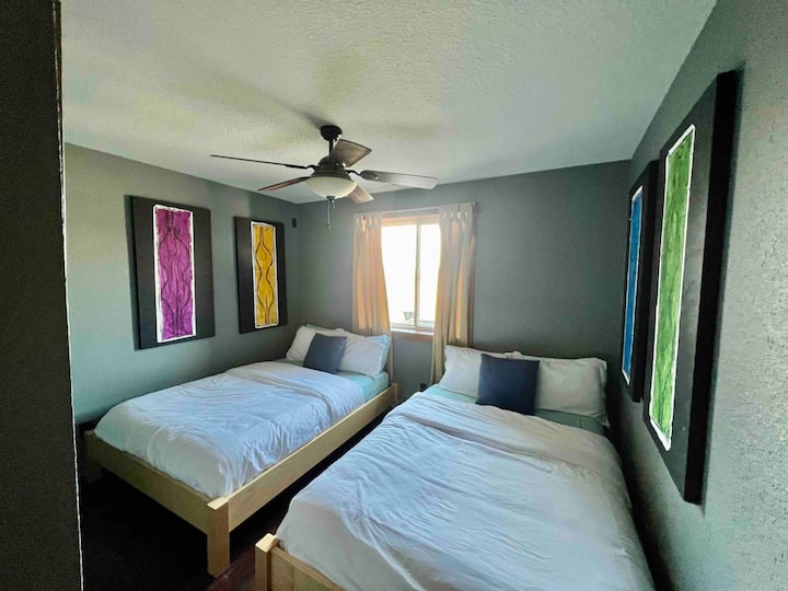 Cozy downstairs bedroom with two beds