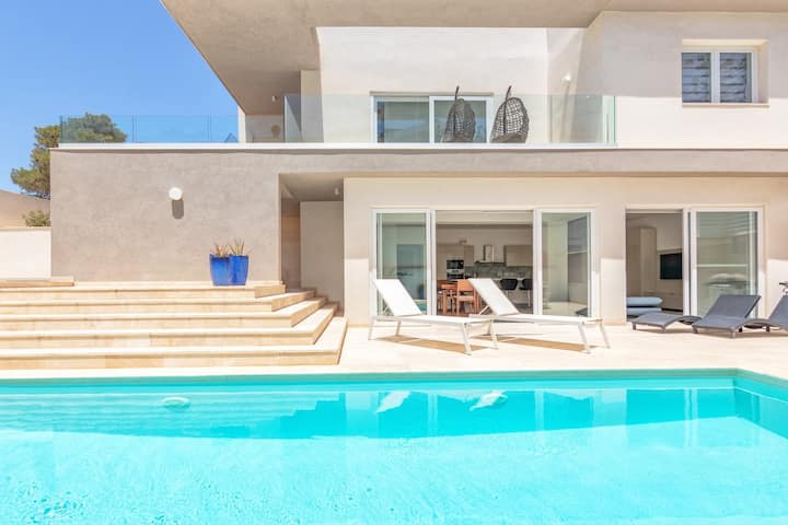 Luxury 3-br Unit With A Private Pool (Not Shared) - Malta
