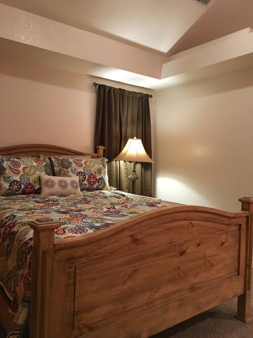 Master Bedroom with queen size bed.
