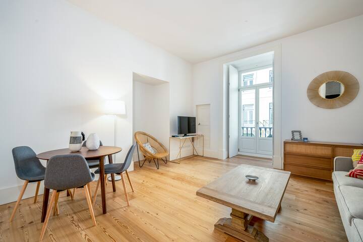 Arco Augusta B Amazing 2BED NEW APT@Praça Comercio gallery image 5