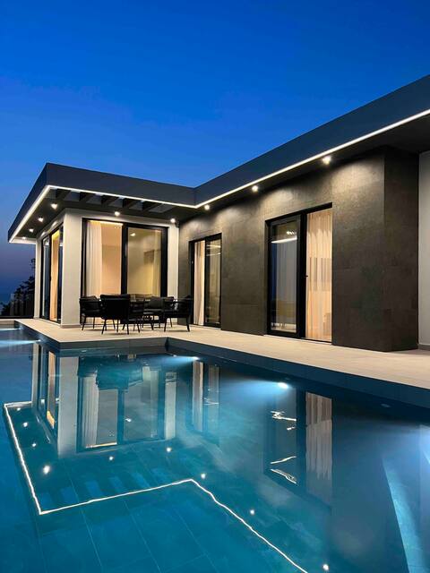 Endless Blue House