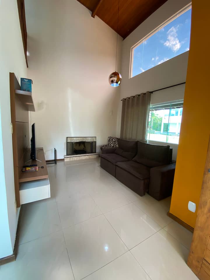 Casa Inteira Em Penedo Com Piscina - Penedo