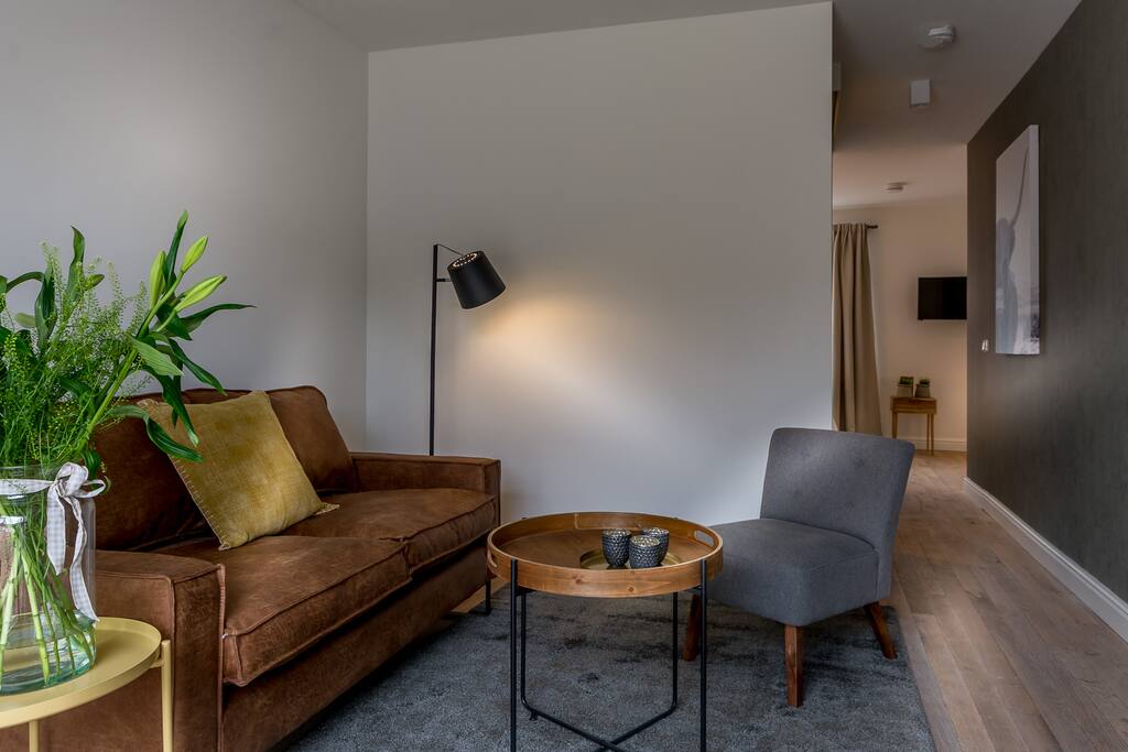 Gezellige woonkamer met terras
