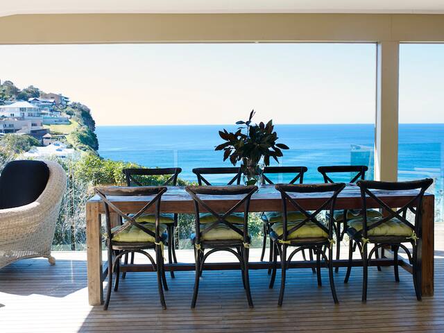 Luxury Ocean Front House Beached At Bungan gallery image 2