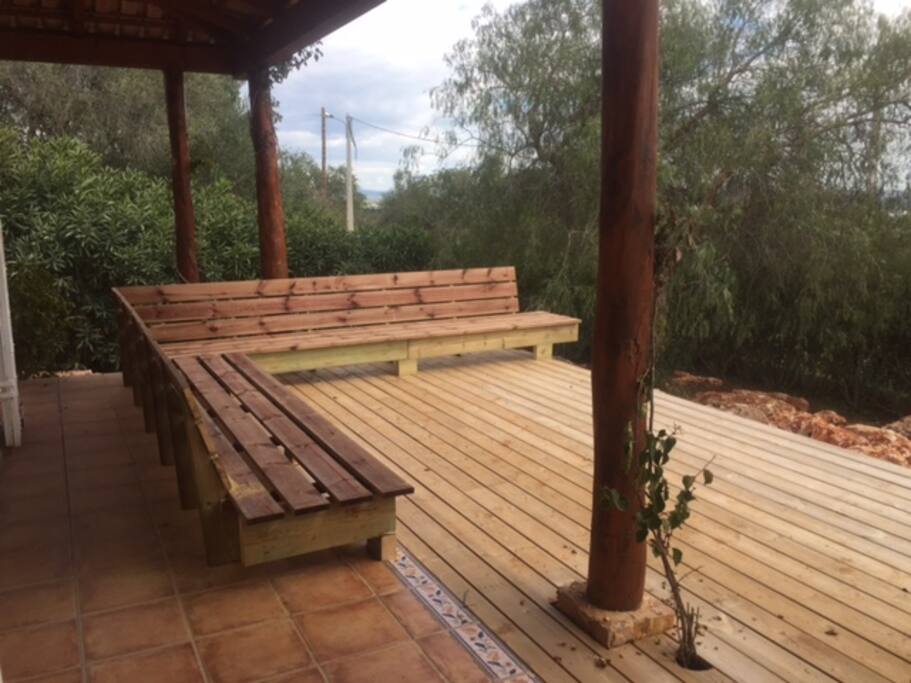 Ontbijt terras met panoramisch zicht + lounge 10 personen
