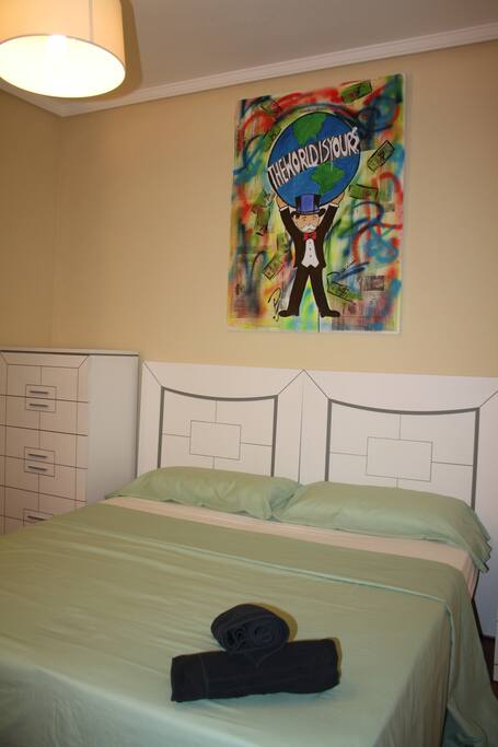2 ROOM